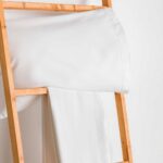 maxilarothiki, vesta, white